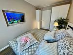 Schlafzimmer mit Doppelbett - Wohnung Nr. 128 Zur Seebrücke - Top-Hundeurlaub