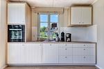 Küche / Küchenzeile - Ferienhaus Auszeit 14 Feriendorf Klein Stresow Rügen - Top-Hundeurlaub