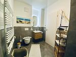 Badezimmer - Ferienwohnung Strandkorb & Mee(h)r Parkvillen Carlota und Candela Baabe - Top-Hundeurlaub