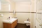 Badezimmer - Kavelweg 33a Villa Arielle Wohnung 2 - Top-Hundeurlaub