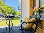 Terrasse - Ferienwohnung Meerzeit Parkvillen 11 Carlota und Candela Baabe - Top-Hundeurlaub