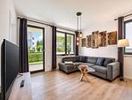 Wohnzimmer - Ferienwohnung Meerzeit Parkvillen 11 Carlota und Candela Baabe - Top-Hundeurlaub