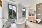 Badezimmer - Ferienwohnung Spa Penthouse in der Villa Amalie Binz - Top-Hundeurlaub