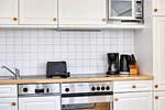 Küche / Küchenzeile - Ferienwohnung Binzer Strandgut 36 im Haus Jahreszeiten Binz - Top-Hundeurlaub