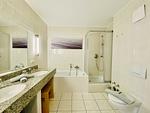 Badezimmer - Ferienwohnung Binzer Seeblick 35 Haus Jahreszeiten Binz - Top-Hundeurlaub