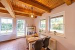 Wohnzimmer - Haus Dünenwald - Top-Hundeurlaub