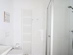 Badezimmer - Viktoriastraße 6, Viktoria Residenz, Whg. 7 - Top-Hundeurlaub