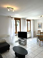 Wohnzimmer - Ferienwohnung Alter Ortsweg - Top-Hundeurlaub