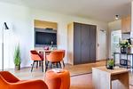 Wohnzimmer - Ferienwohnung Buntspecht 31 im Wreecher Idyll Rügen - Top-Hundeurlaub
