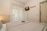 Schlafzimmer - Strandschlösschen Haus II Fewo 14 - Top-Hundeurlaub