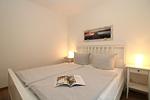 Schlafzimmer - Strandschlösschen Haus II Fewo 14 - Top-Hundeurlaub