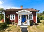 Hauptansicht von Hus Bohult in Berga – rotes traditionelles Schwedenhaus in Småland - Hus Bohult - Top-Hundeurlaub