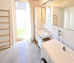 Badezimmer - Ferienwohnung Halbinsel52 I Garten - Top-Hundeurlaub