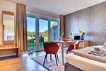Wohnzimmer - Ferienwohnung Kohlmeise 28 im Wreecher Idyll Rügen - Top-Hundeurlaub