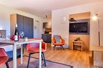 Wohnzimmer - Ferienwohnung Kohlmeise 28 im Wreecher Idyll Rügen - Top-Hundeurlaub
