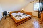 Schlafzimmer - Haus "Wieckend" - Top-Hundeurlaub