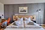 Wohnzimmer - Ferienwohnung Turmfalke 35 im Wreecher Idyll Rügen - Top-Hundeurlaub