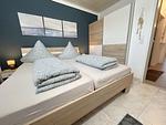 Schlafzimmer - Ferienwohnung Ostfriesenmuschel - Top-Hundeurlaub