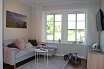 Offener Wohnbereich mit großen Fenstern – Ferienhaus für 6 Personen an der Ostsee - Villa Vita - Top-Hundeurlaub