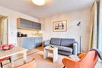 Wohnzimmer - Ferienwohnung Grünfink 04 im Wreecher Idyll Rügen - Top-Hundeurlaub