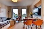 Wohnzimmer - Ferienwohnung Grünfink 04 im Wreecher Idyll Rügen - Top-Hundeurlaub