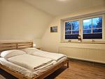 Schlafzimmer - Haus: idyllische Lage mit Garten - Top-Hundeurlaub