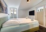 Schlafzimmer - Maisonette-Apartment "Inselliebe" – Zwei Balkone, zwei Terrassen - Top-Hundeurlaub