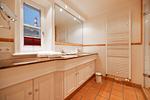 Badezimmer - Hüs B - Kaminstube - Top-Hundeurlaub