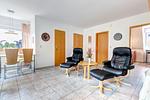 Wohnzimmer - Ferienwohnung Jannek - Top-Hundeurlaub