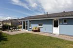 Fassade / Eingang - Ferienhaus "Wattkrabbe" Mellumplate 09 - Top-Hundeurlaub