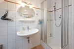 Badezimmer 1 - Up Süderdün Ferienwohnung 1 - Top-Hundeurlaub
