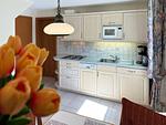 Küche in der Ferienwohnung Üüs Aran 4 in Süddorf auf Amrum - Ferienwohnung *Üüs Aran 4* - Top-Hundeurlaub