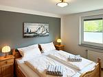 Schlafzimmer in der Ferienwohnung Üüs Aran 4 in Süddorf auf Amrum - Ferienwohnung *Üüs Aran 4* - Top-Hundeurlaub