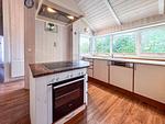 Küche mit Backofen und Spülmaschine - Ferienhaus 04 - Top-Hundeurlaub