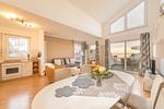 Wohnbereich mit Schlafcouch und offener Küche - Appartementhaus Victoria - WE  B05 - Strandburg - Top-Hundeurlaub