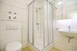Badezimmer mit Dusche - Wohnung 10 - Top-Hundeurlaub