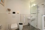 2. Badezimmer mit Dusche - Reethaus 08b - Top-Hundeurlaub