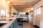 Moderne Küche mit Holzdecken und Wohnbereich - Kleine Rotbuche - Top-Hundeurlaub