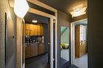 Moderne Küche mit Holzschränken - Haus am Schilf - Wohnung 7 - Top-Hundeurlaub