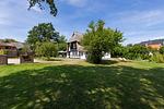 Außenansicht eines charmanten Ferienhauses im Garten - Künstlerhaus Rosenthal 01 - Top-Hundeurlaub