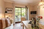 Gemütliches Wohnzimmer mit Terrassenzugang - Christian - Top-Hundeurlaub