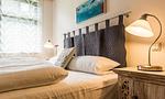 Gemütliches Schlafzimmer mit modernen Akzenten - Alte Tischlerei 02 - Top-Hundeurlaub