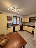 I21v Ferienwohnung Banriona mit eingezäunten Hundebereich am Ledrosee - Top-Hundeurlaub