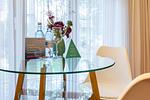 Moderne Küche mit Esstisch und stilvollen Details - Strandhaus Claassen 09 - Top-Hundeurlaub