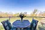 Balkon mit Tisch und Stühlen - Strandhaus Wustrow - Wohnung 5 - Top-Hundeurlaub
