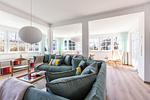 Gemütliches Wohnzimmer mit einladendem Sofa - Haus Weißdorn - Top-Hundeurlaub