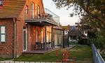 Gebäude mit Terrasse und Gartenblick - Haus Seefeuer 03 - Top-Hundeurlaub