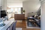 Moderne Küche mit Essbereich und Wohnzimmer - Atelierwohnung Paul Müller-Kaempff - Top-Hundeurlaub