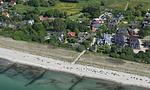 Luftaufnahme von Küstenlandschaft mit Strand - Atelierwohnung Paul Müller-Kaempff - Top-Hundeurlaub