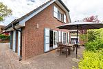 Terrasse mit Tisch und Stühlen - Binnendieck - Top-Hundeurlaub